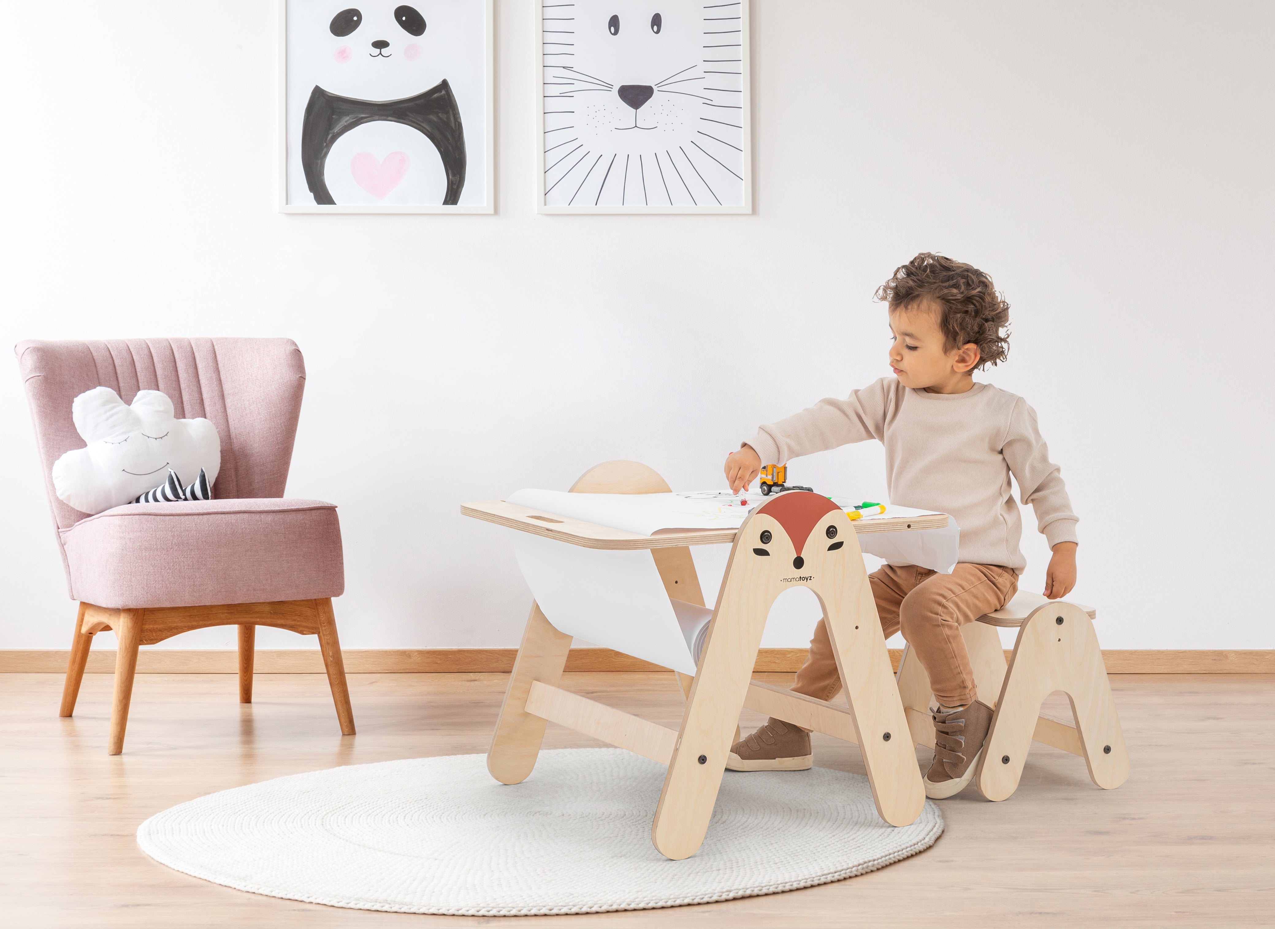MamaToyz Kindersitzgruppe Aktivitäten Tisch & Schreibtafel: Fuchs